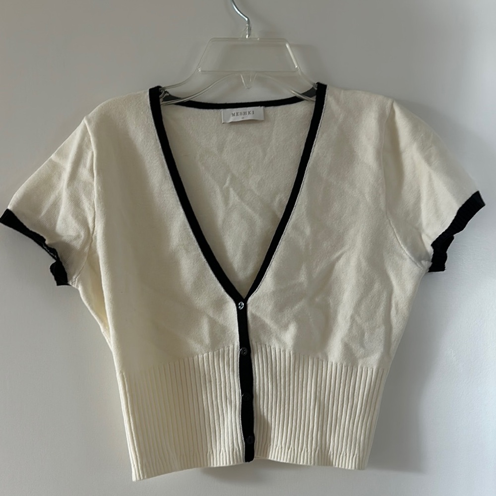MESHKI Jolene Contrast Button Up Knit Top